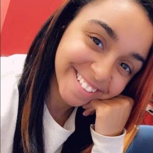 Meet your Posher, Valaya